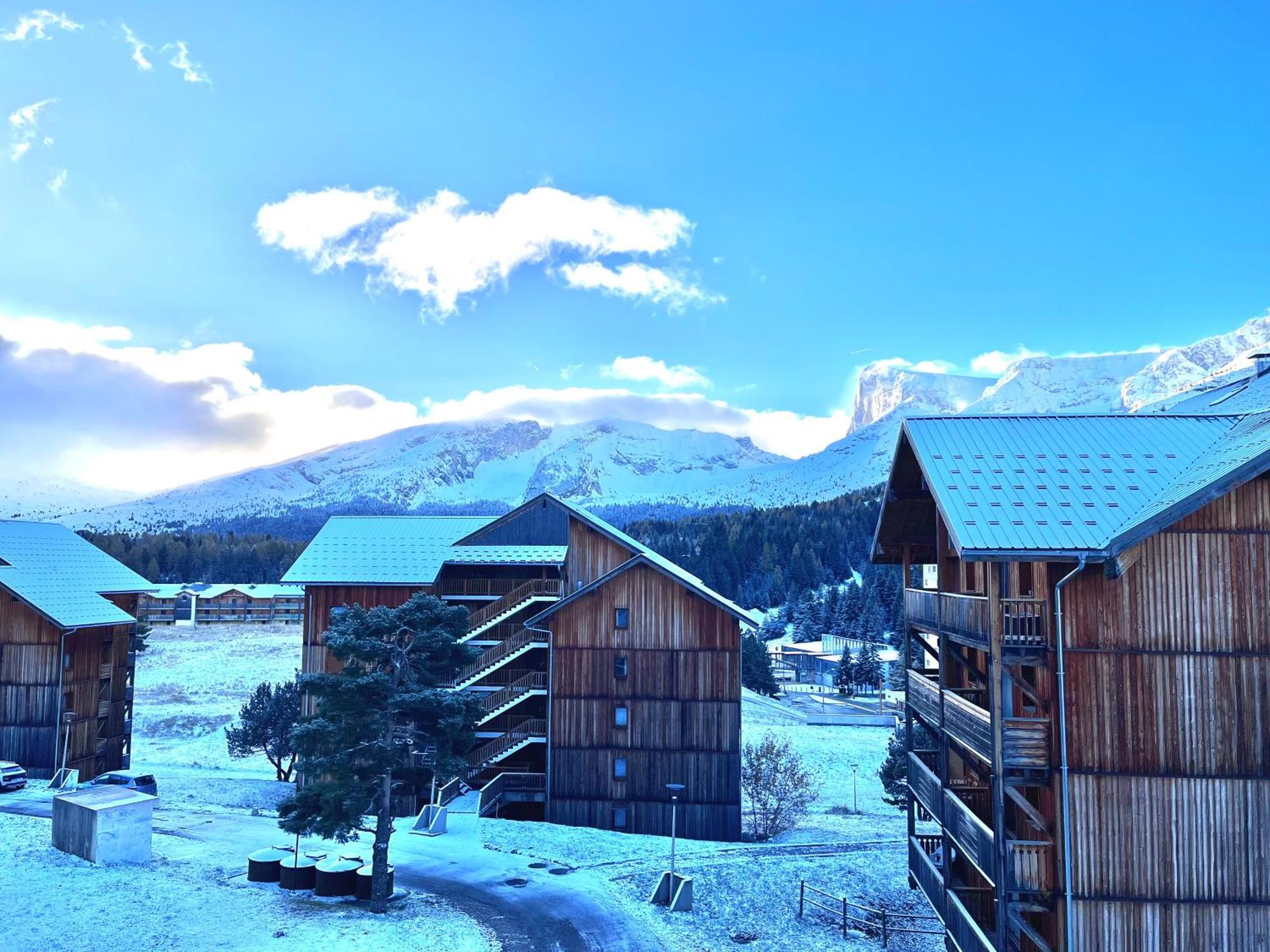 Appartement Chalets Du Super D Saint-Étienne-en-Dévoluy Eksteriør billede